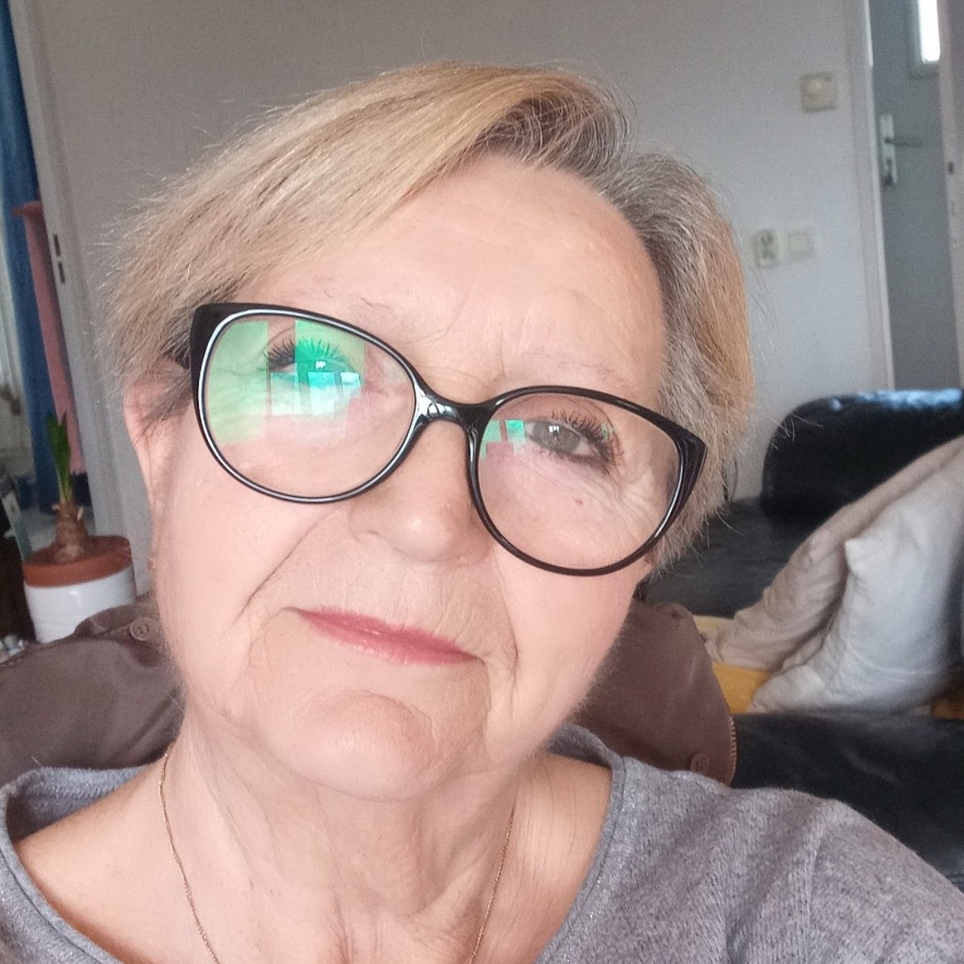 Femme célibataire 65 ans à Verviers